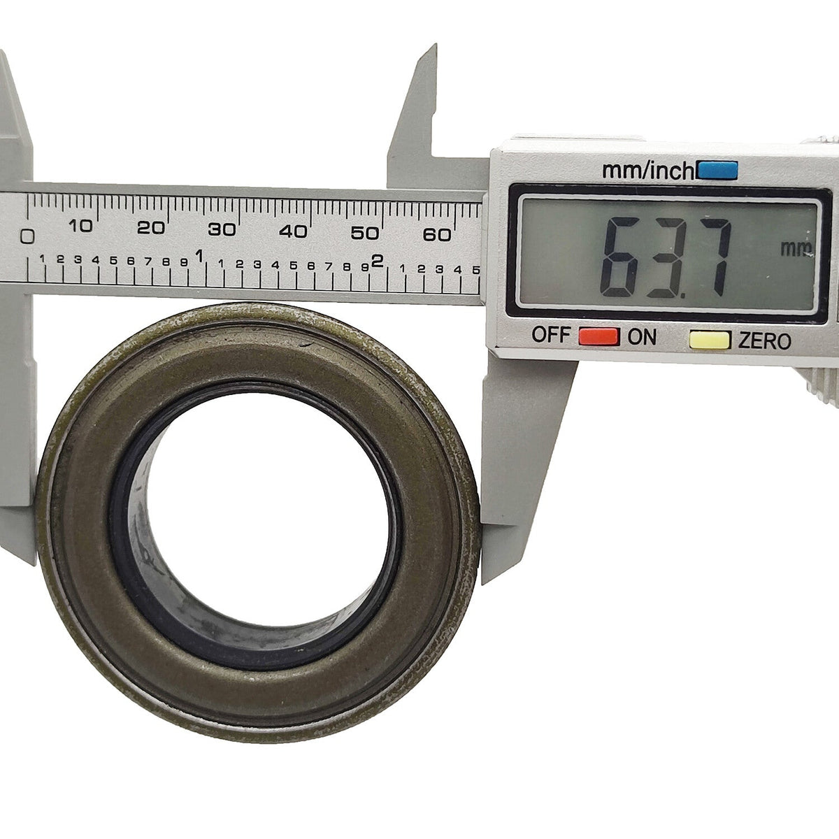 PTO Oil Seal 33740-80290 Fit for Kubota M7040DT M7580DT M8030DT M8540DT M9540DT