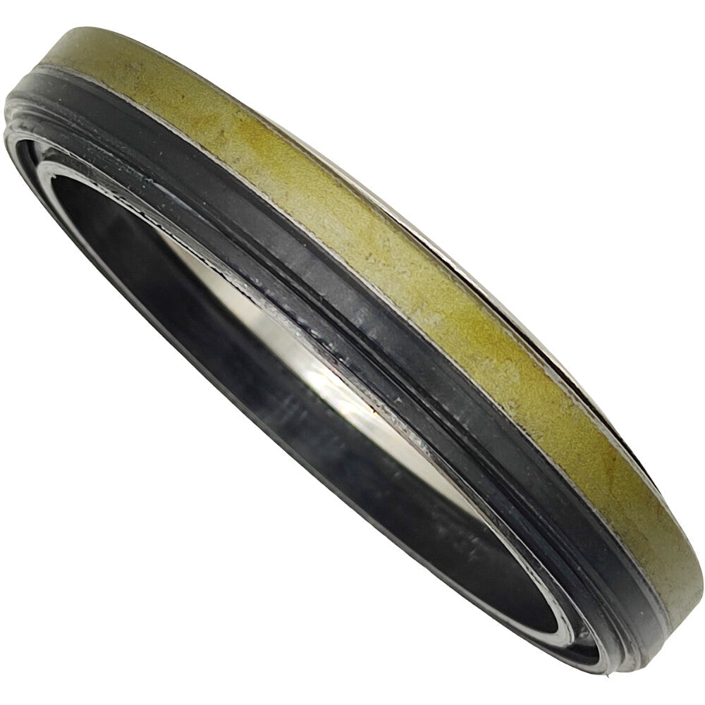 Oil Seal Assy for Kubota L2501D L2501H L3400DT/HST L3200H L3800H L3200DT L3800DT