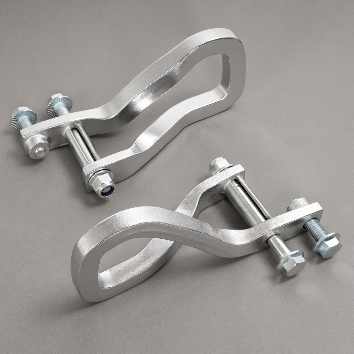 2X Front Chrome Tow Recovery Hooks w/Bolts #84195902 For GMC Sierra 1500 2019-26