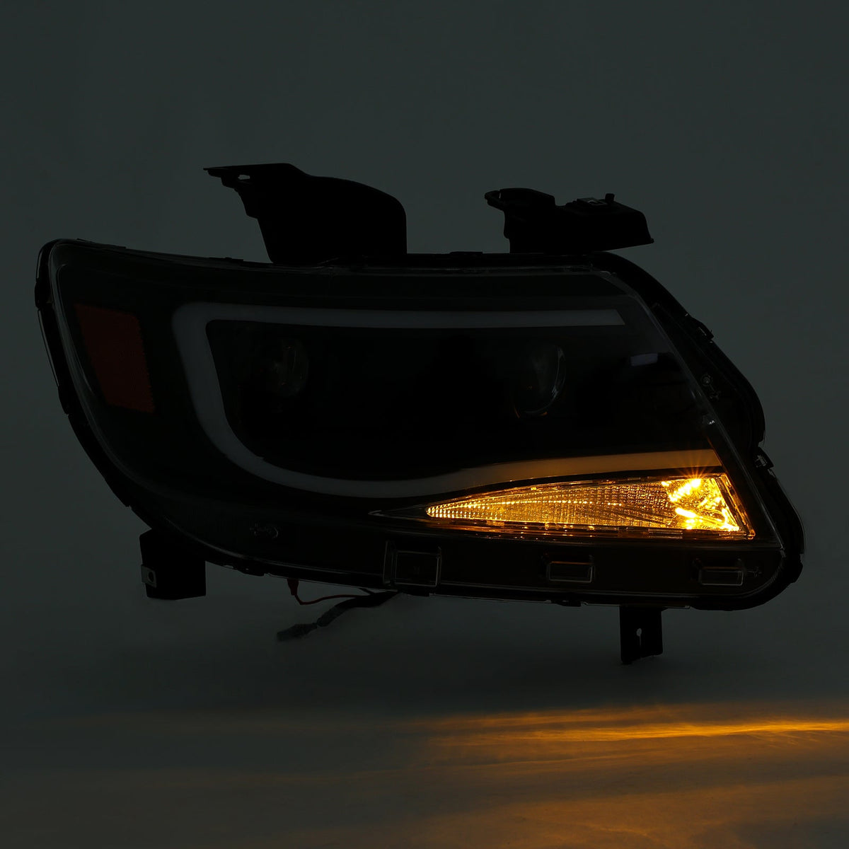 New Black LED DRL Dual Square Projector Headlights For Chevy Colorado 2015-2022