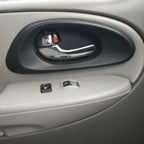 Front Left Inside DOOR HANDLE BEZEL For 2002-2009 Chevy Trailblazer # 15214501