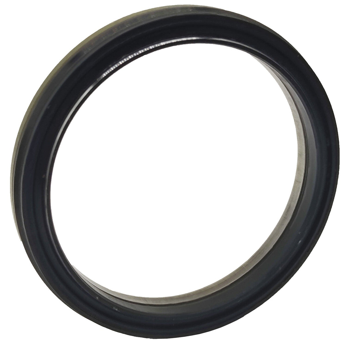 Oil Seal for Kubota L4240GST-3 L4240HST-3 L4240HSTC L4240HSTC-3 L4400DT L4400H